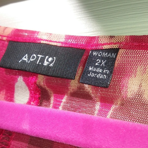 Top - Picture 3 of 3